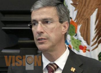 La solución somos todos: González Morfín 