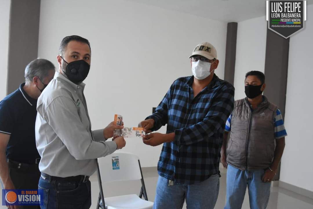 Entrega, Luis Felipe León Balbanera vales 