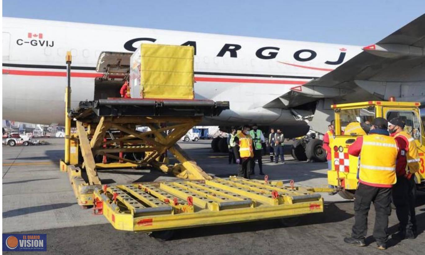 Llega a México segundo y tercer lote de vacunas de Pfizer