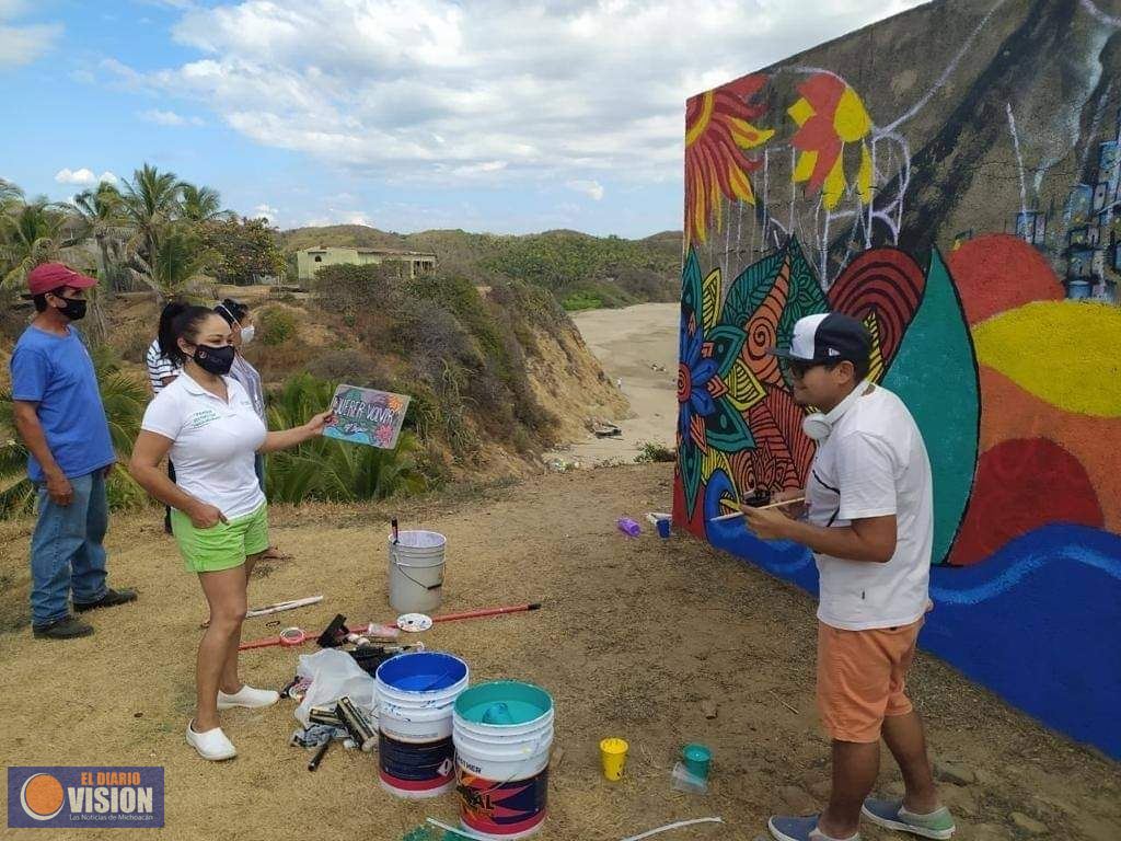 Autoridades municipales y jóvenes, van por rescate de murales en El Bejuco