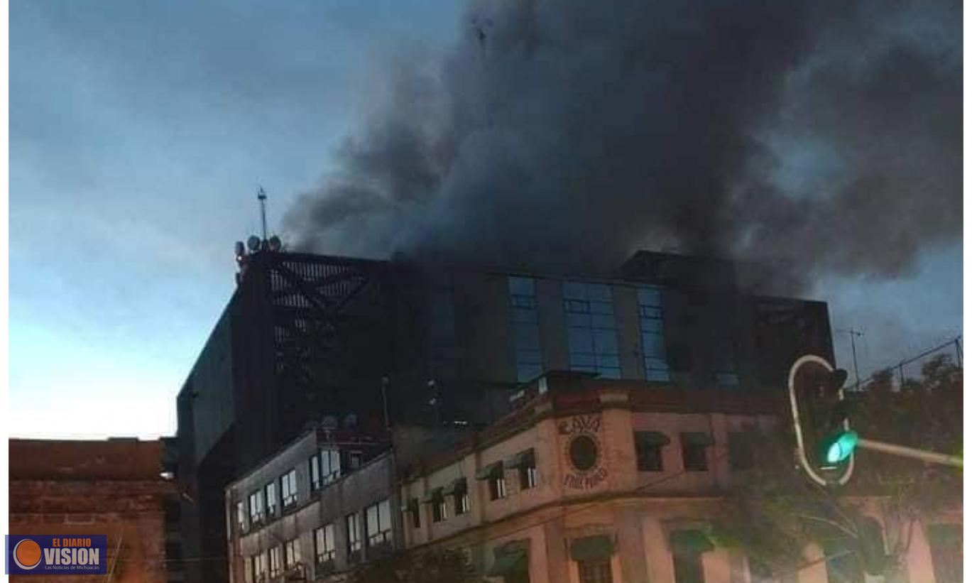 Incendio en las oficinas centrales del Metro de la CDMX deja un muerto y 6 líneas sin servicio 