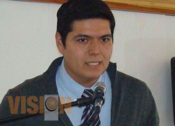 Exhorta Gonzalo Elvira a estudiantes a respetar el marco de la ley  