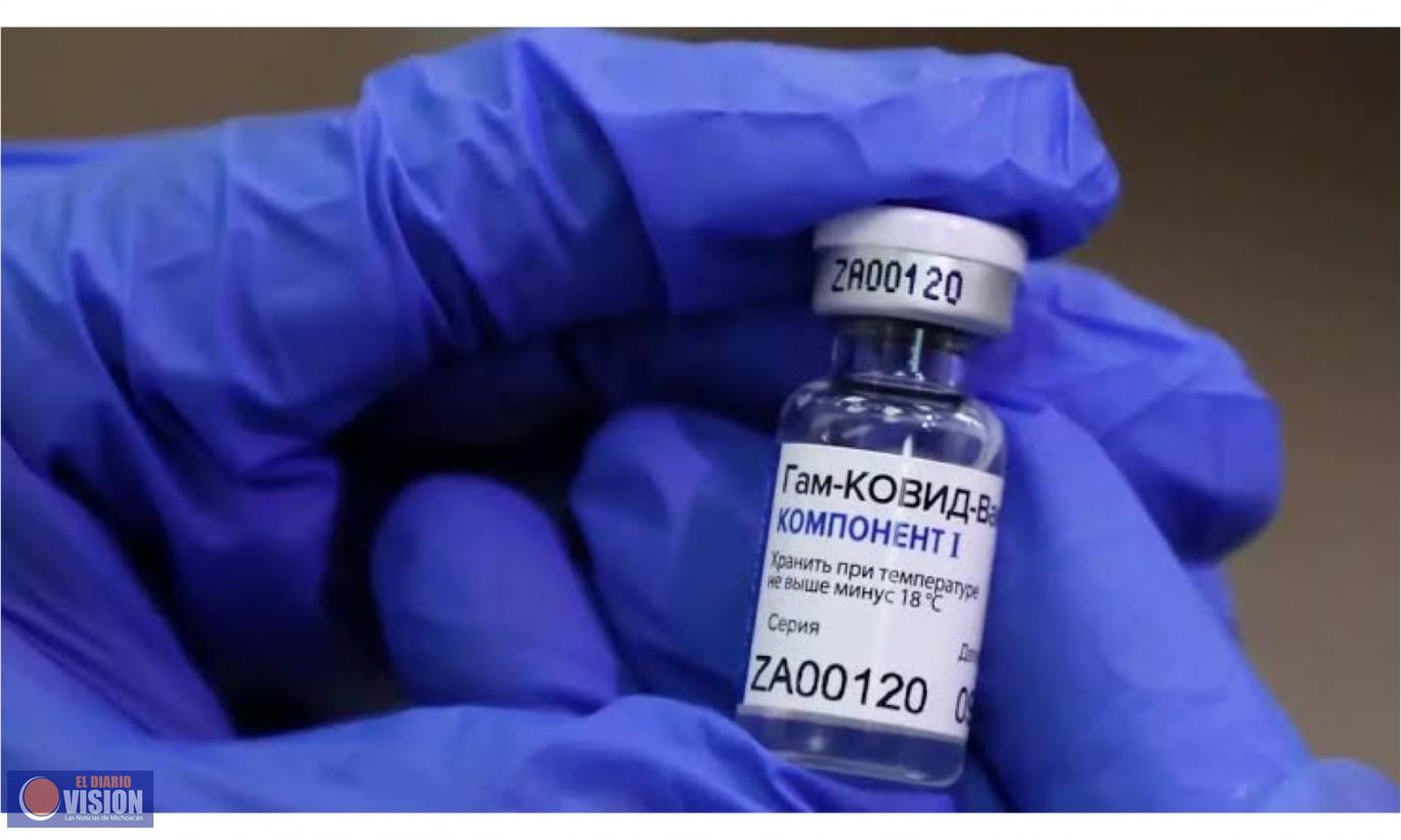 La próxima semana México recibe vacuna Sputnik V para inmunizar a personas adultas mayores