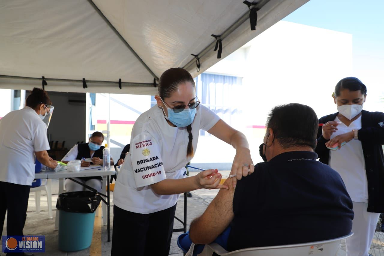 Descarta AMLO uso de datos en vacunación para fin electoral; “no hay intención ilegal y perversa”