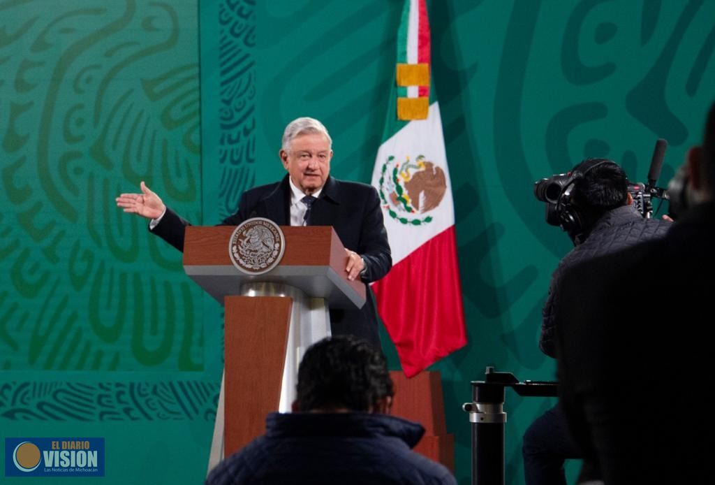 AMLO podrá hablar de las elecciones en sus conferencias matutinas: TEPJF