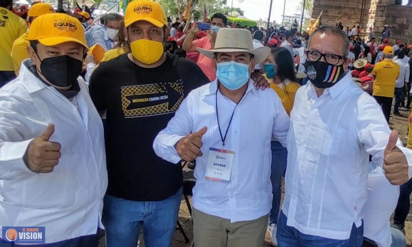 En Huiramba, seguimos trabajando en beneficio de sus habitantes: Alejandro García 