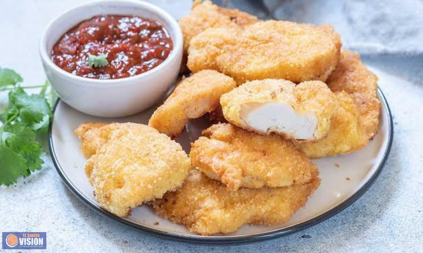 ¿Los nuggets que comes sí son de pollo? La Profeco revela qué marcas tienen pellejos y menos carne