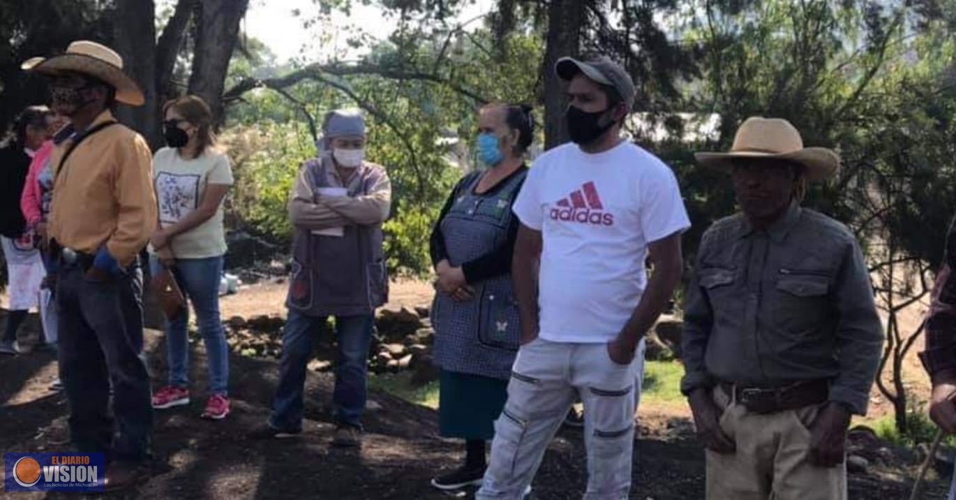 El gobierno de Tarímbaro se reúne con habitantes de la comunidad de Santa María