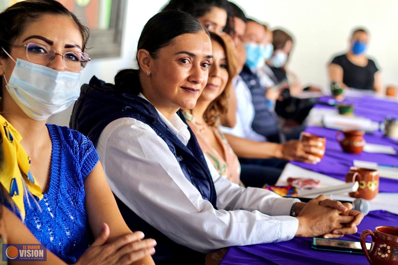 Norma Adriana Magaña y mujeres empresarias cierran filas por Uruapan 