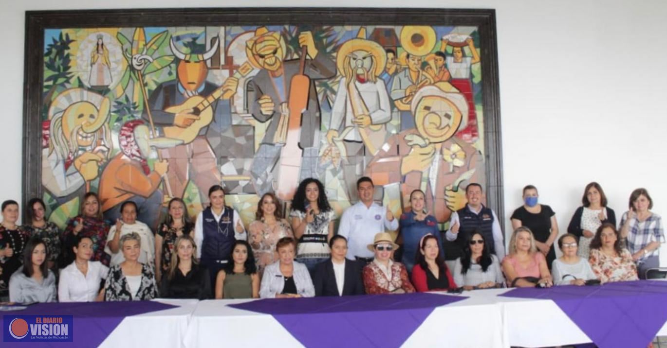 Celebra Miguel Paredes empoderamiento de las mujeres uruapenses en diversos ámbitos
