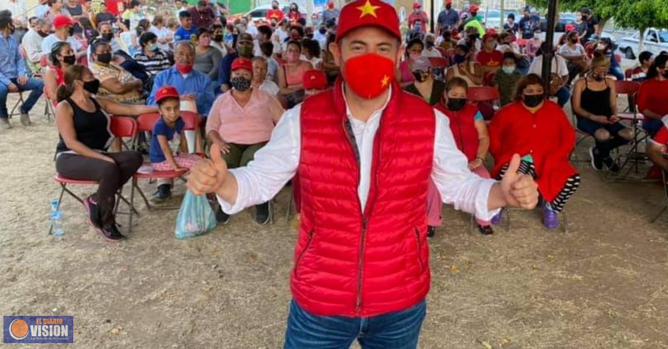 Eric Nicanor Gaona García, se reunió con colonos del fraccionamiento de Galaxia