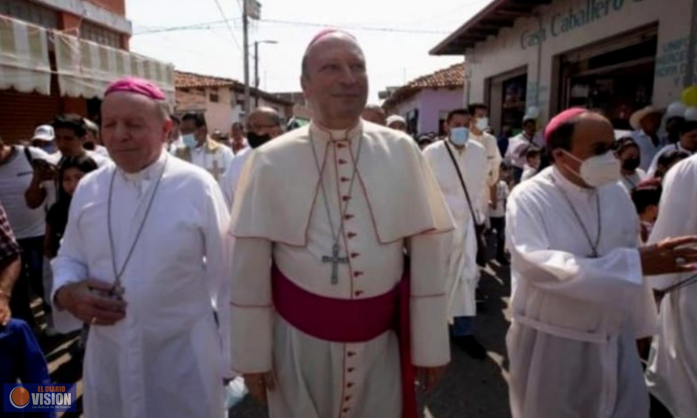 El nuncio Franco Coppola, descartó haber temido por su vida en su visita a Aguililla