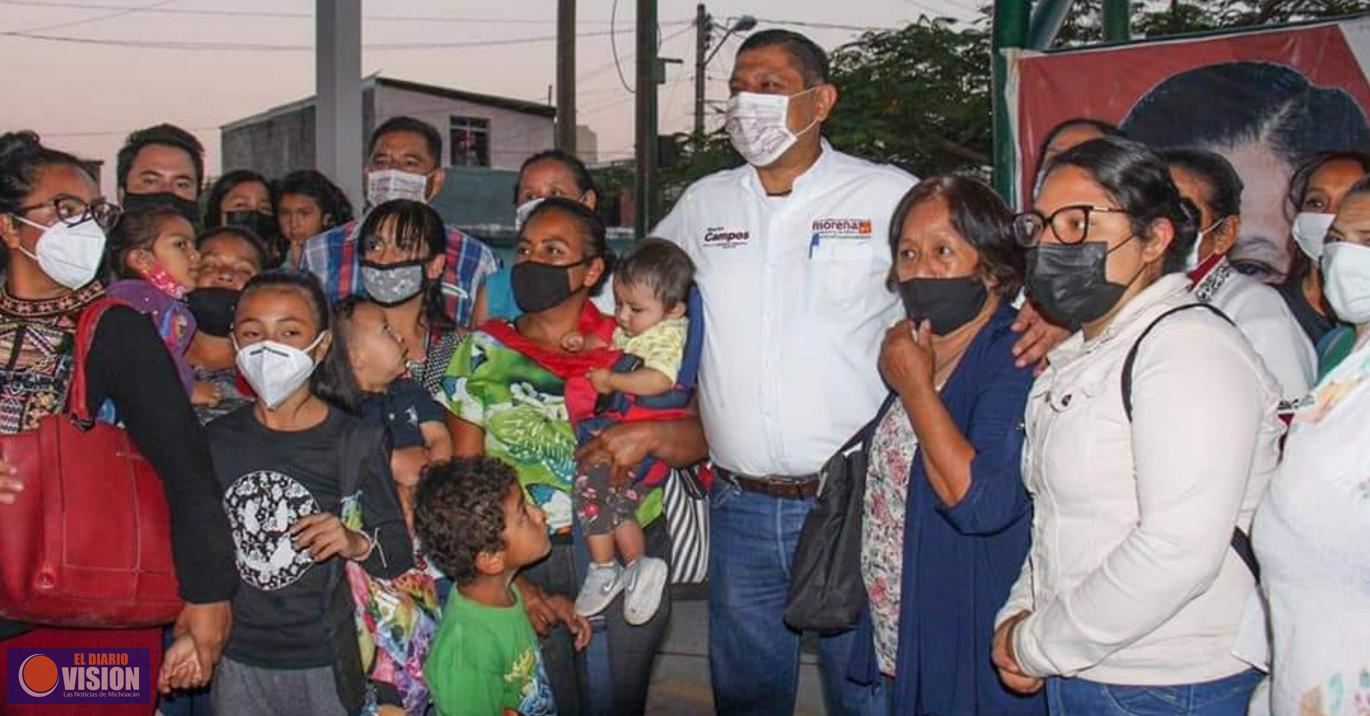 Nacho Campos, recibe voto de confianza de colonos de Uruapan 