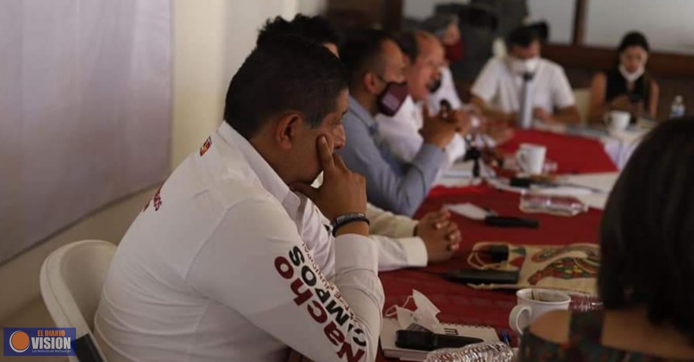 Alfredo Ramírez inicia campaña en Uruapan