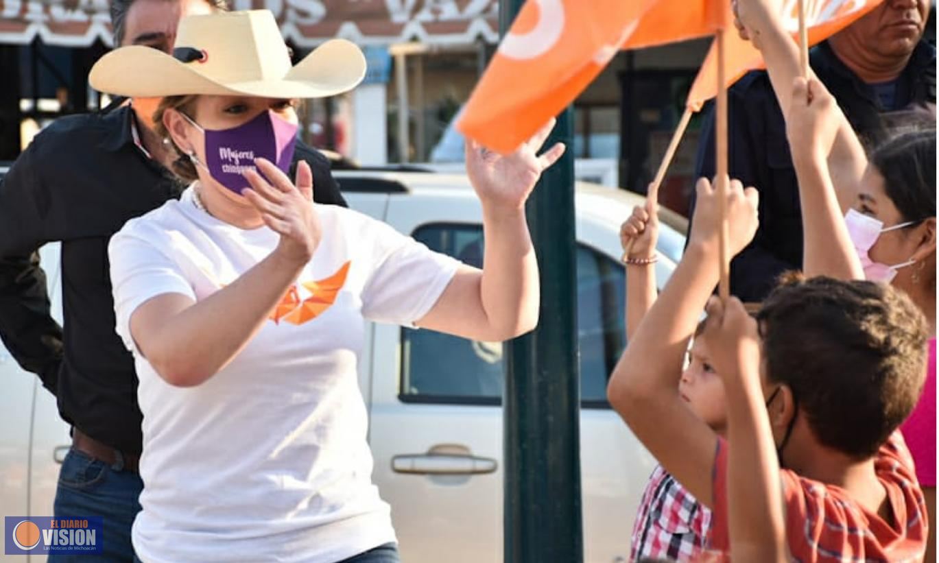 Voy a recuperar espacios para el deporte: Mercedes Calderón