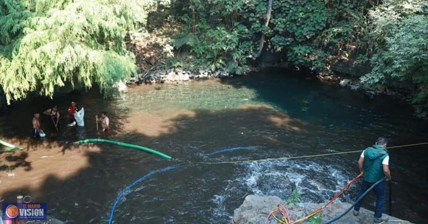 Desazolvan Rodilla del Diablo, en el Parque “Barranca del Cupatitzio”