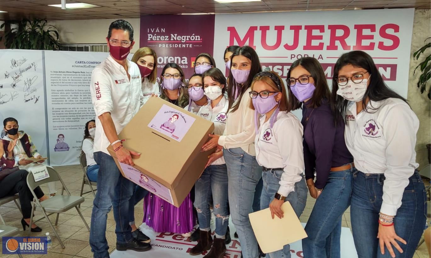 Iván Pérez Negrón va por una agenda pública en favor de las mujeres 