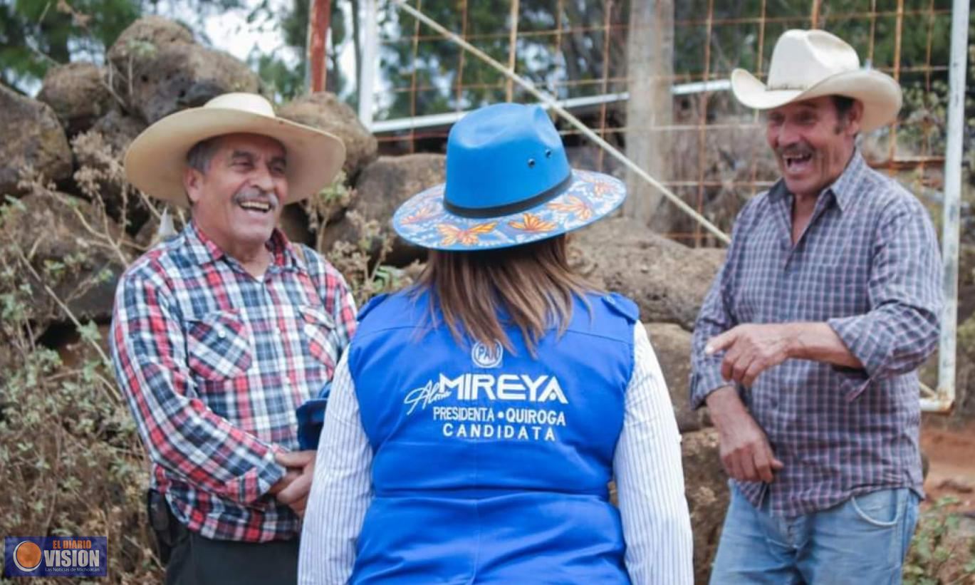 Alma Mireya González Sánchez, visitó la ranchería Sanambo