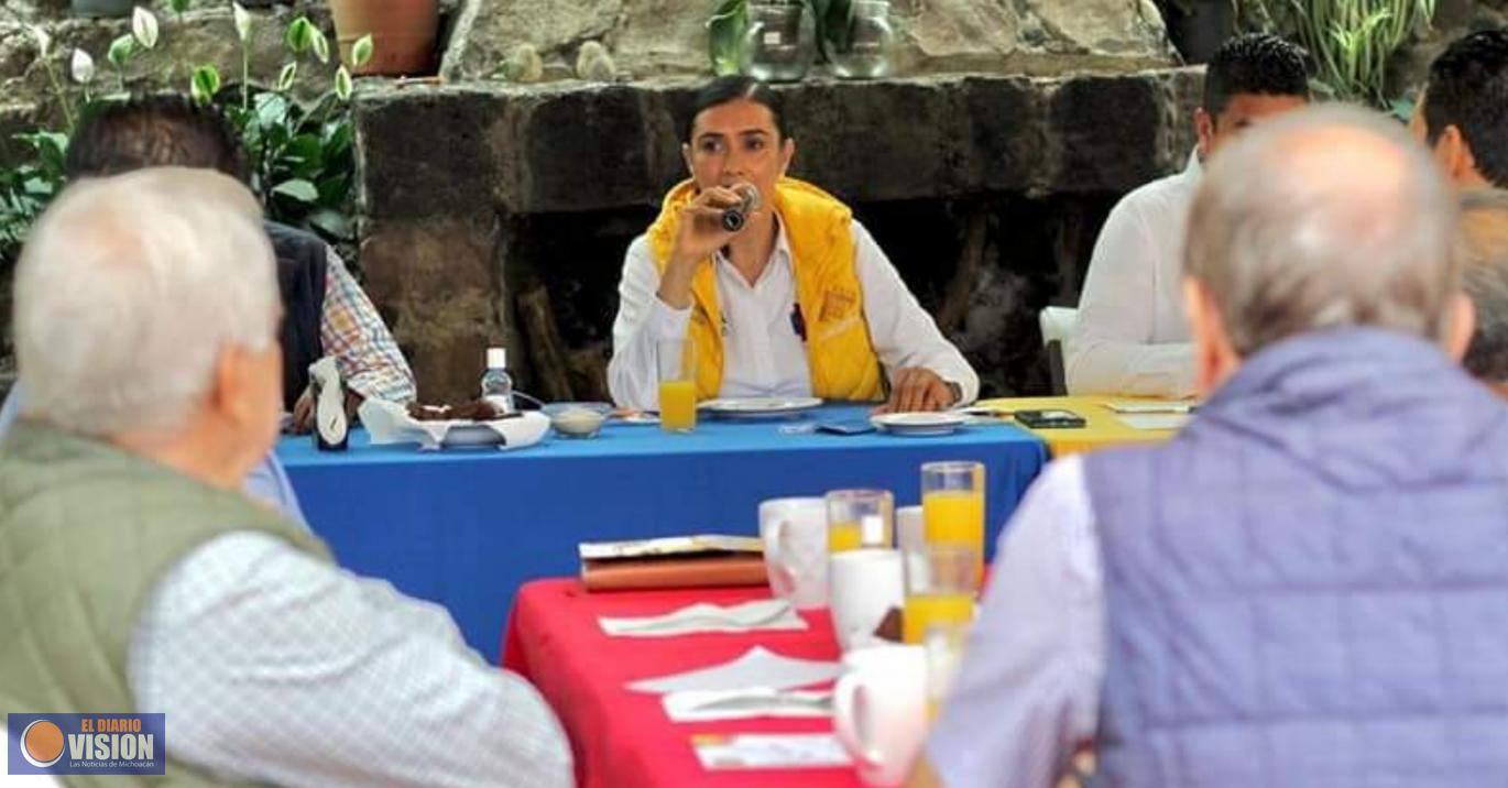 Colegios de profesionistas, serán aliados en el desarrollo de Uruapan: Norma Adriana Magaña