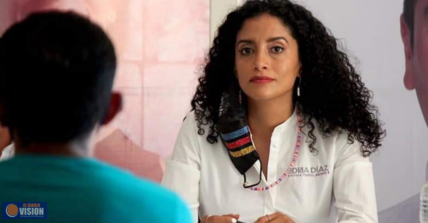 Recuperar programas: Edna Díaz