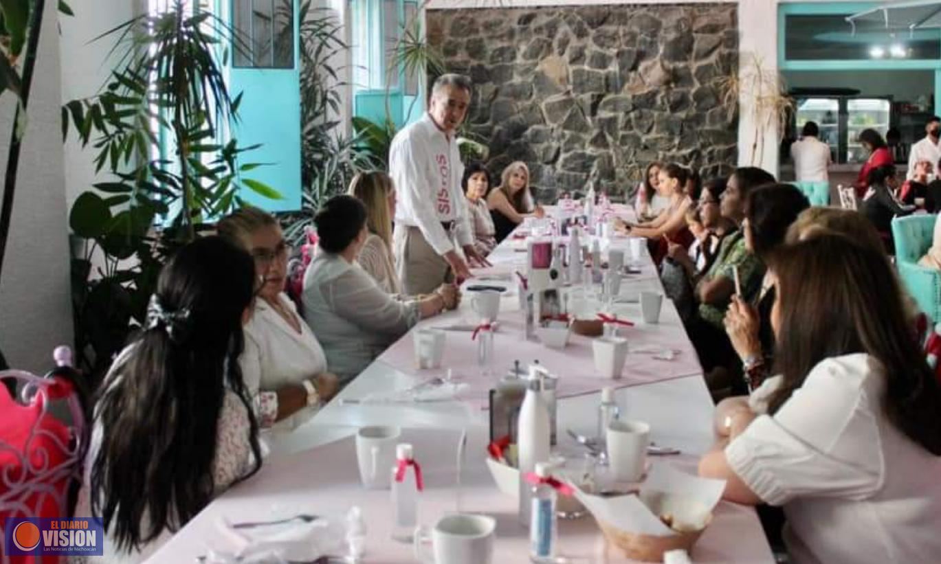 Sergio Sistos Rangel, se reunió con mujeres empresarias de Morelia 