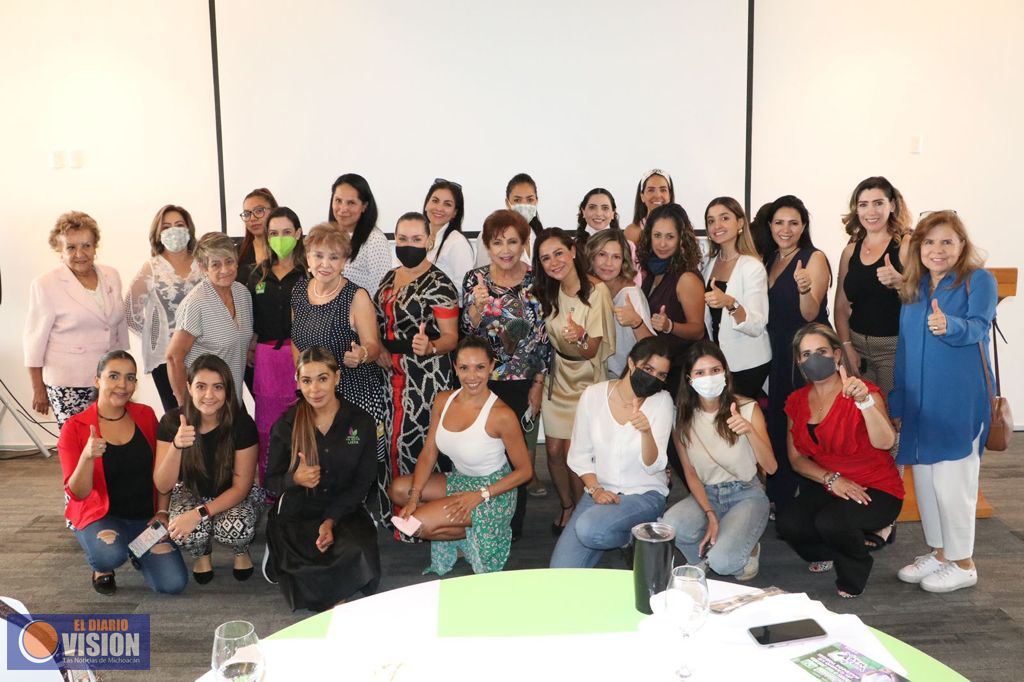 Suma Marx Aguirre simpatía de empresarias Morelianas