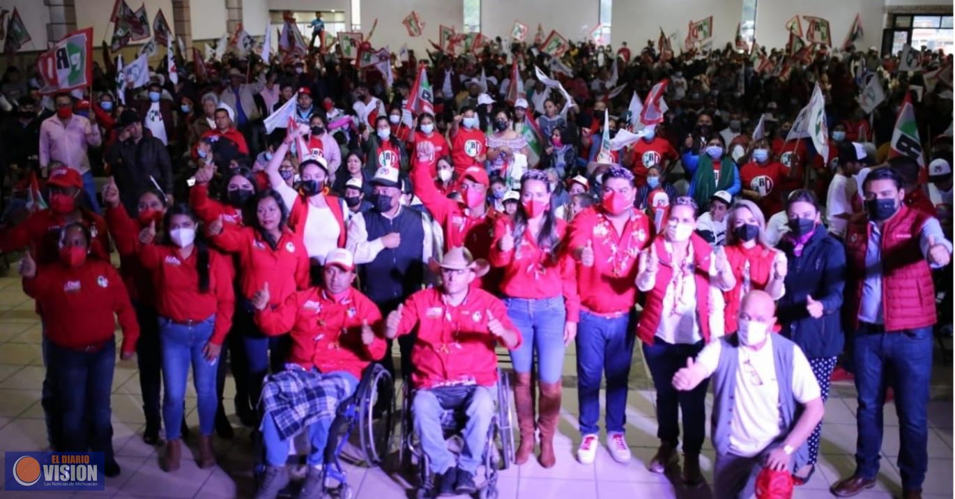 Trabajaré para hacer realidad los sueños de las y los michoacanos: Macarena Chávez