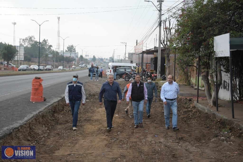 Humberto Arróniz supervisa laterales de acceso a Villas del Pedregal