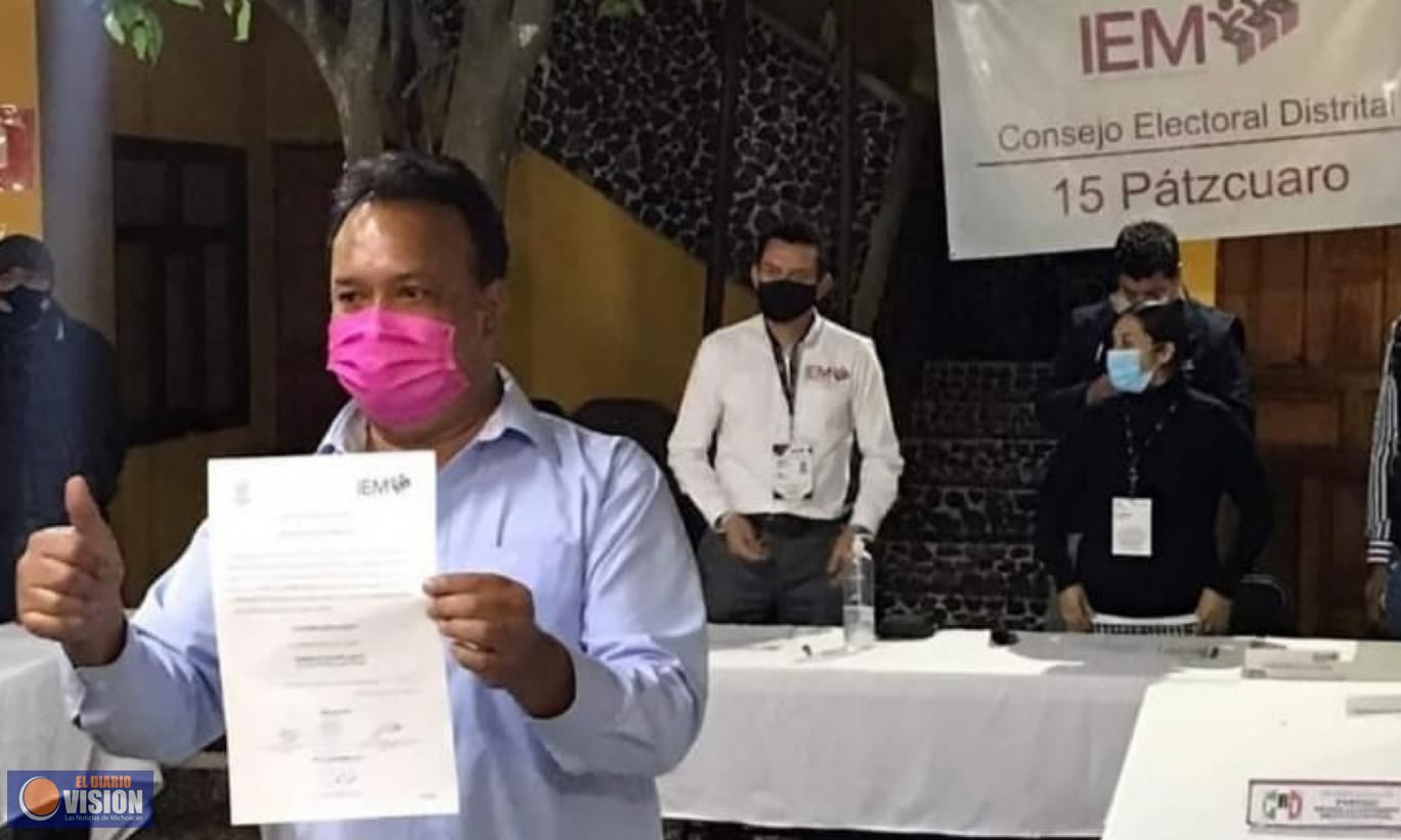 Recibe Julio Arreola constancia de mayoría y validez de la elección 