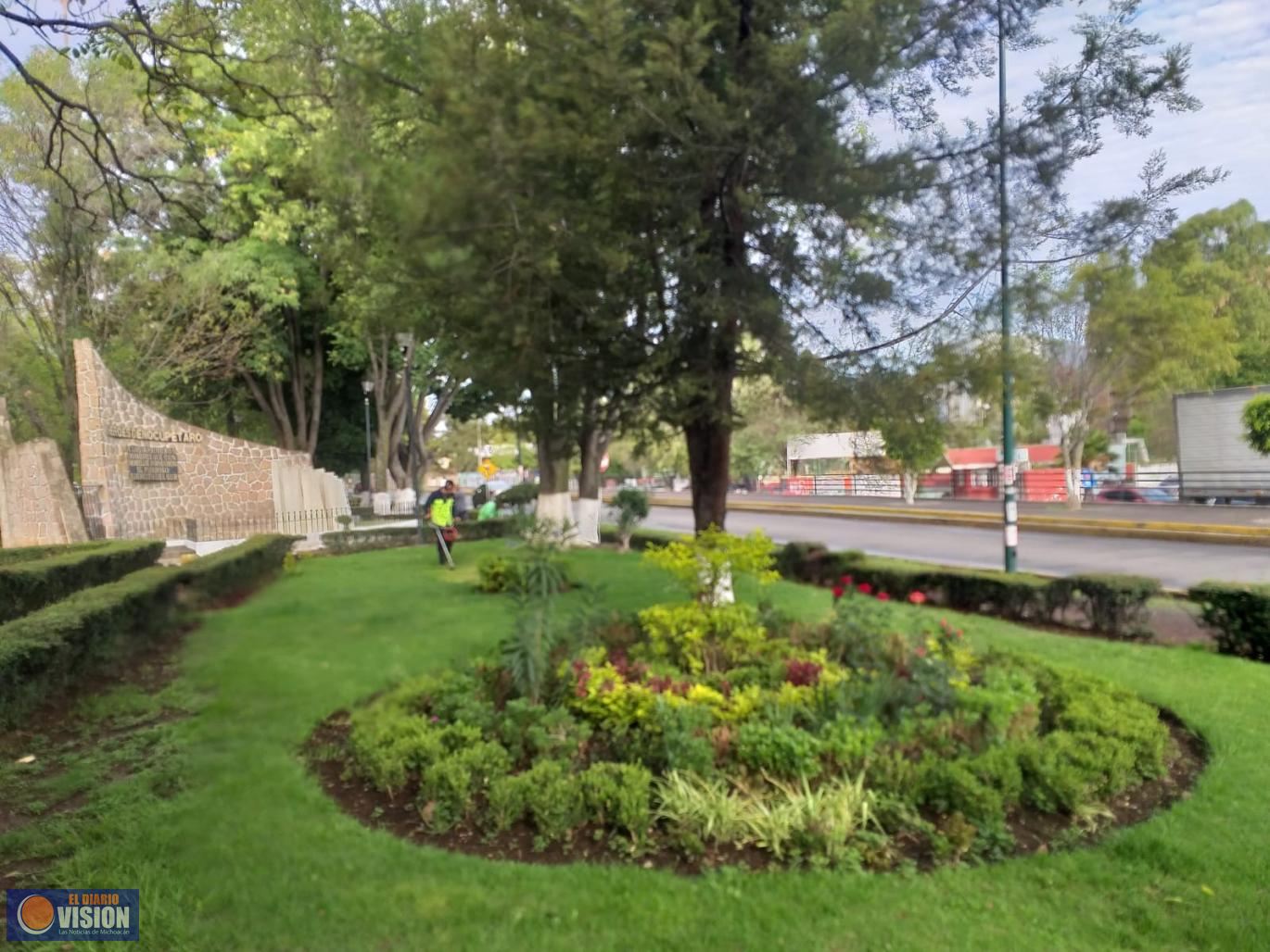 Gobierno de Morelia brinda mantenimiento a las áreas verdes de Morelia