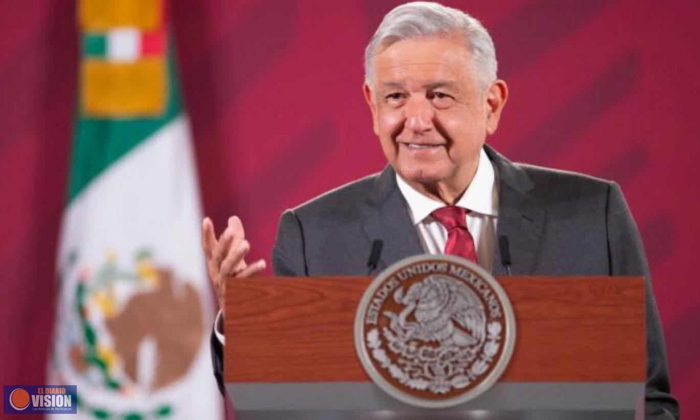 AMLO salpica a Calderón por L12