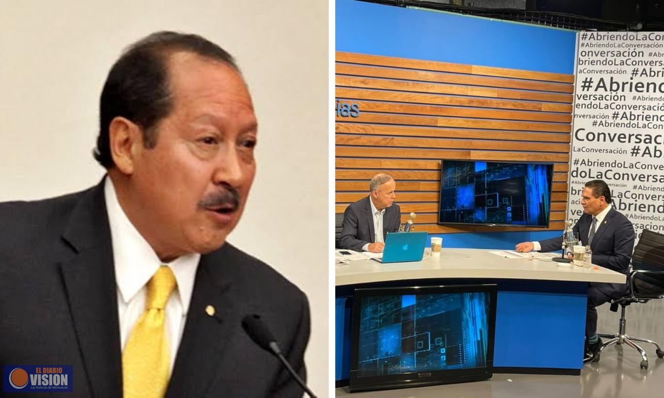 Leonel Godoy tunde a Silvano Aureoles