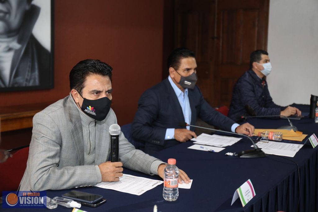 Atiende Gobierno de Michoacán afectaciones por paso de “Enrique” en la Costa