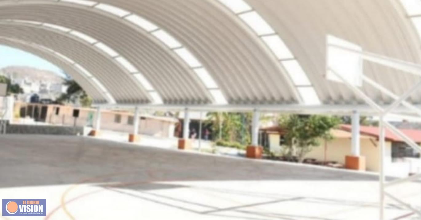 Atendidas más de 400 “aulas de palitos” en esta administración