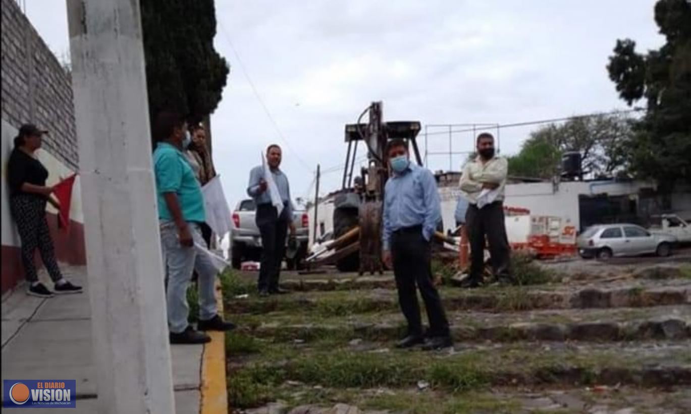 Fernando Alvarado, dio banderazo a la obra Rehabilitación Escaleras entre Av. Morelos y Av. Lázaro