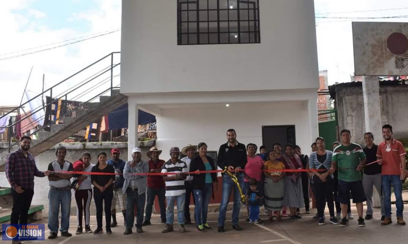 Adrián Melgoza, inauguró la jefatura de tenencia y centro de acopio de pescado