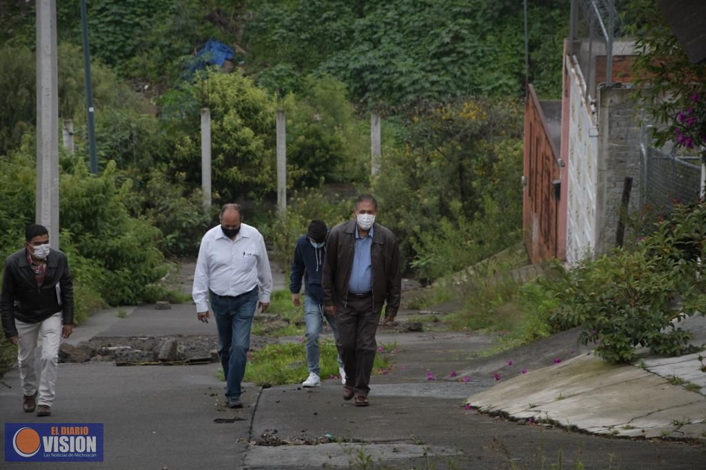 Humberto Arróniz realizó recorrido de supervisión de obras en col. Trincheras