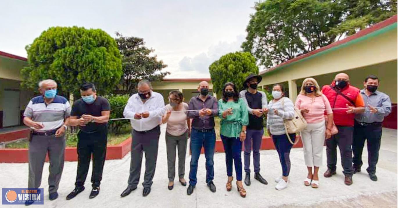 Eric Gaona García, inauguró la remodelación de la Escuela Primaria “Melchor Ocampo”.