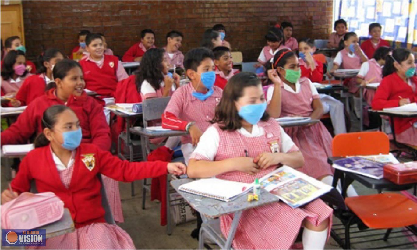 Cierran 39 escuelas por contagios de Covid; López Gatell los minimiza