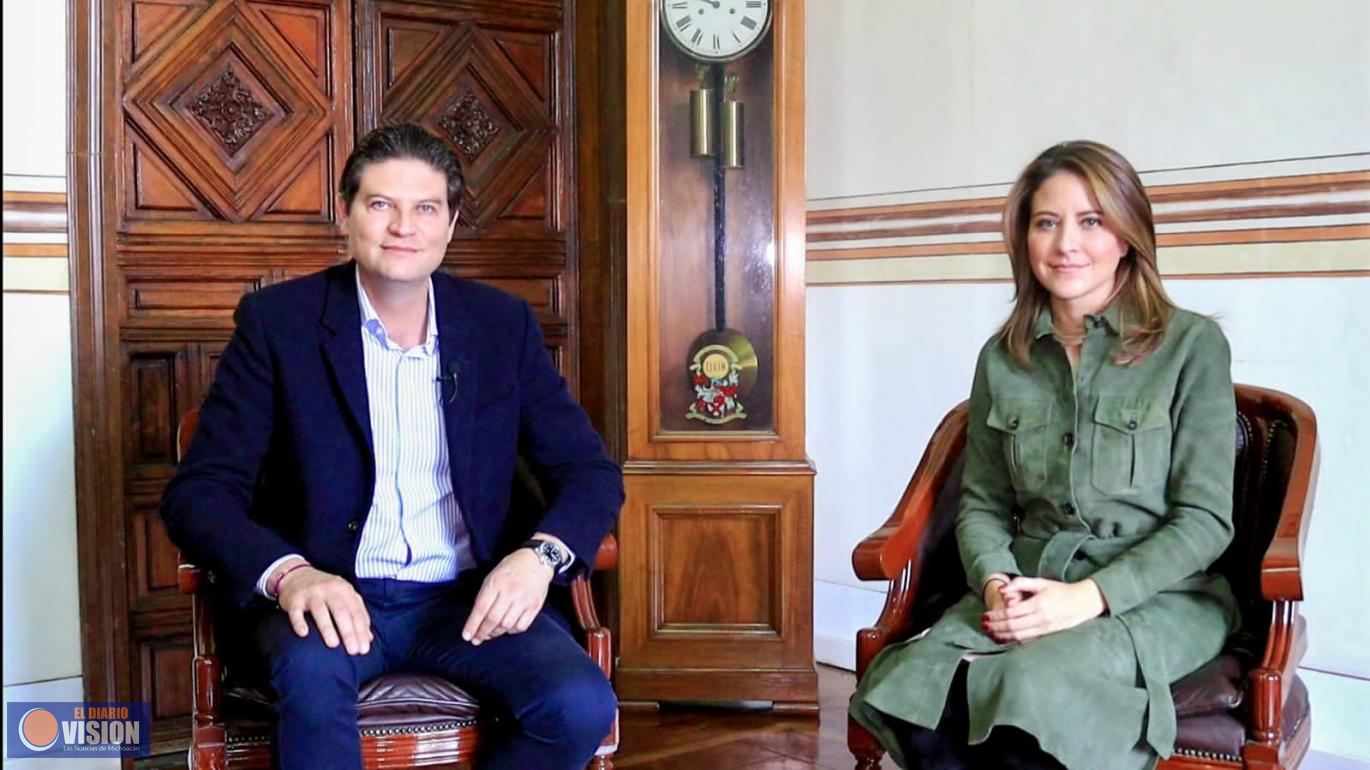 Coloquen su foto familiar en sus oficinas, pide Alfonso Martínez a funcionarios