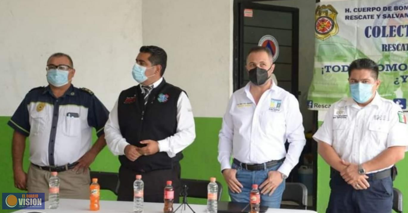 Luis Felipe León Balbanera, asiste al arranque de la colecta anual 