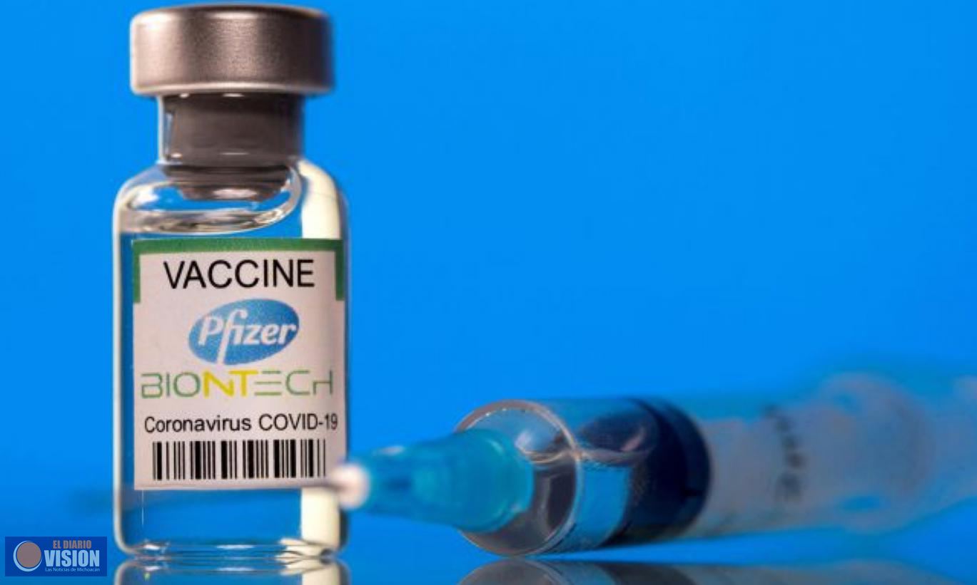 Publican lineamientos para vacunar a menores en riesgo; aplicarán Pfizer