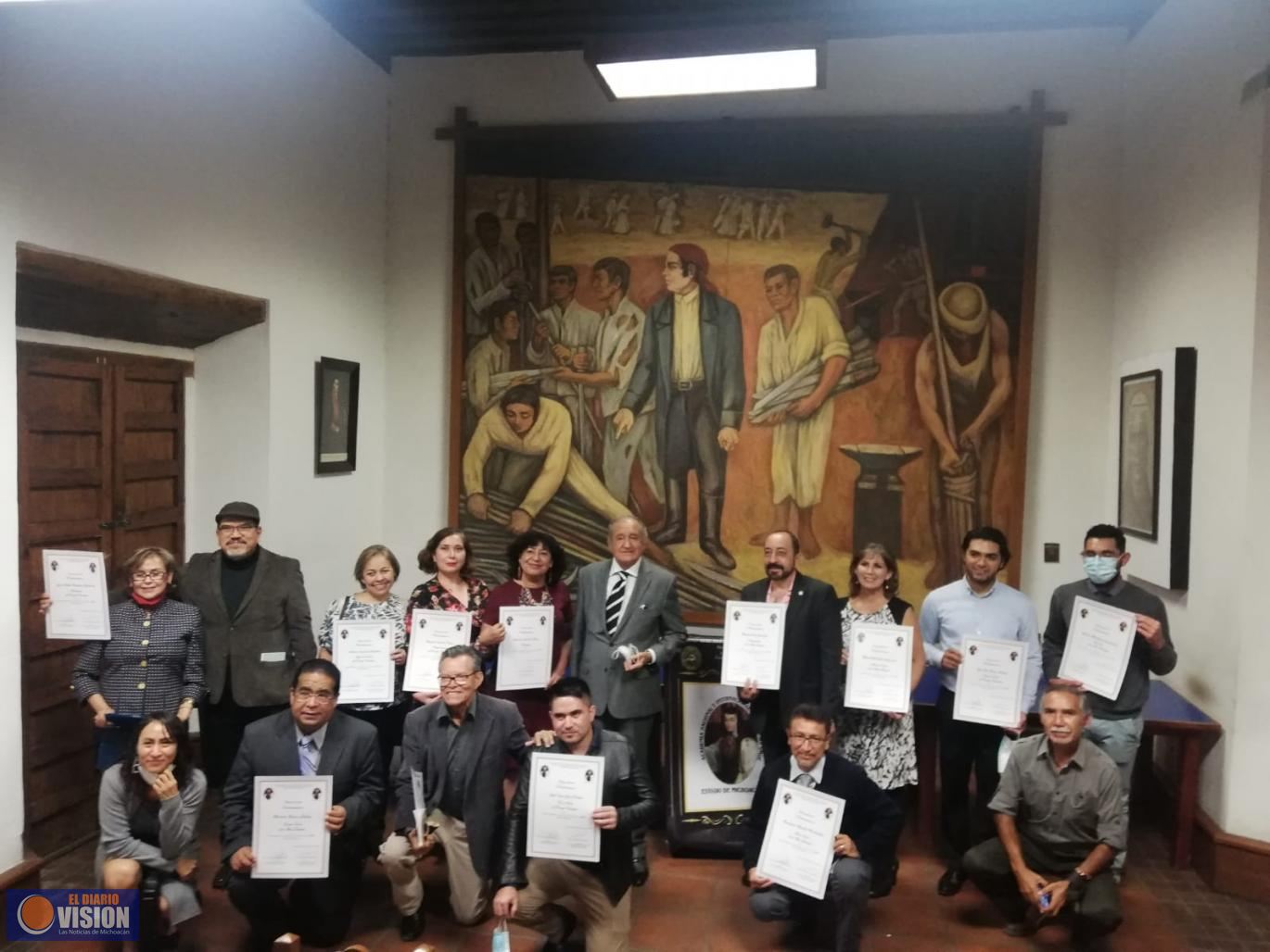 Todo un éxito,  festejos Primer Aniversario de la Academia de Poesía