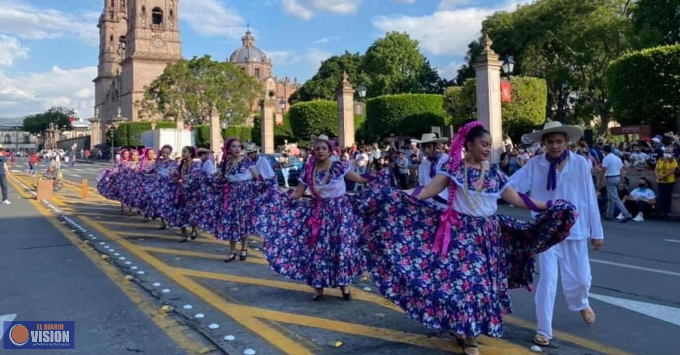 Al ritmo de Juan Colorado, bailarines se apropian del Centro de Morelia