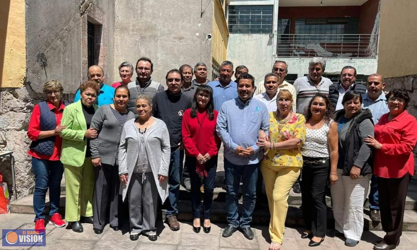 Roberto Carlos López, se reunió con integrantes de la Asociación Siglo XXl