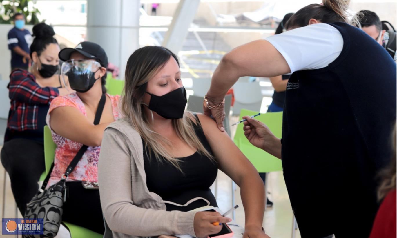 Michoacán a punto de llegar al 50% de vacunación en jóvenes de 18-29 años 