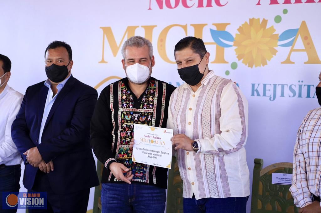 Gobernador entregó a Nacho Campos apoyo para Festival de Velas  