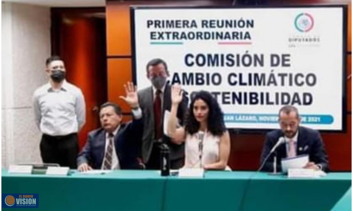 Edna Díaz, participo en la reunión de Junta Directiva y de la Comisión de Cambio Climático 