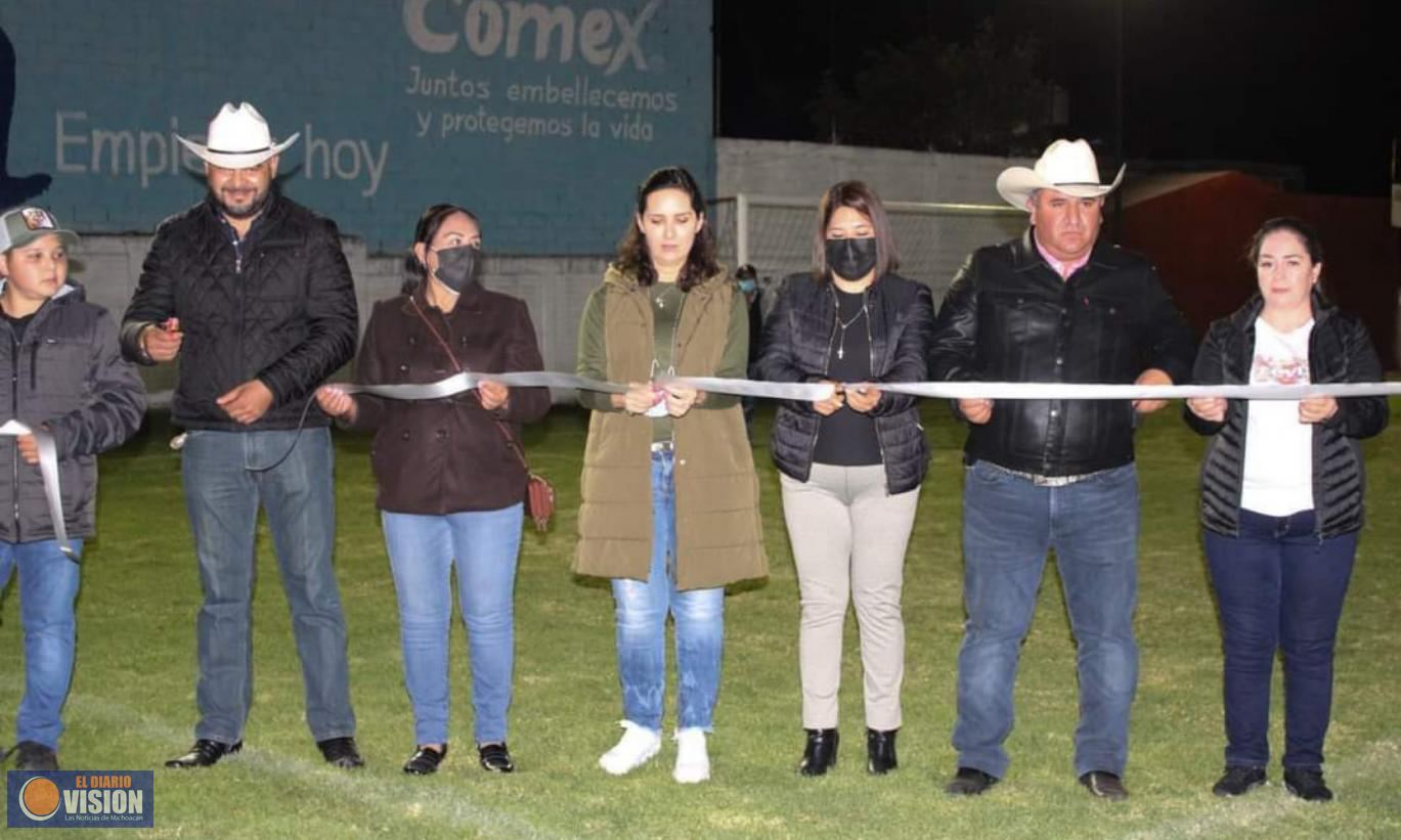 Macarena Chávez, inauguró el alumbrado de la Unidad Deportiva en el Municipio de Madero