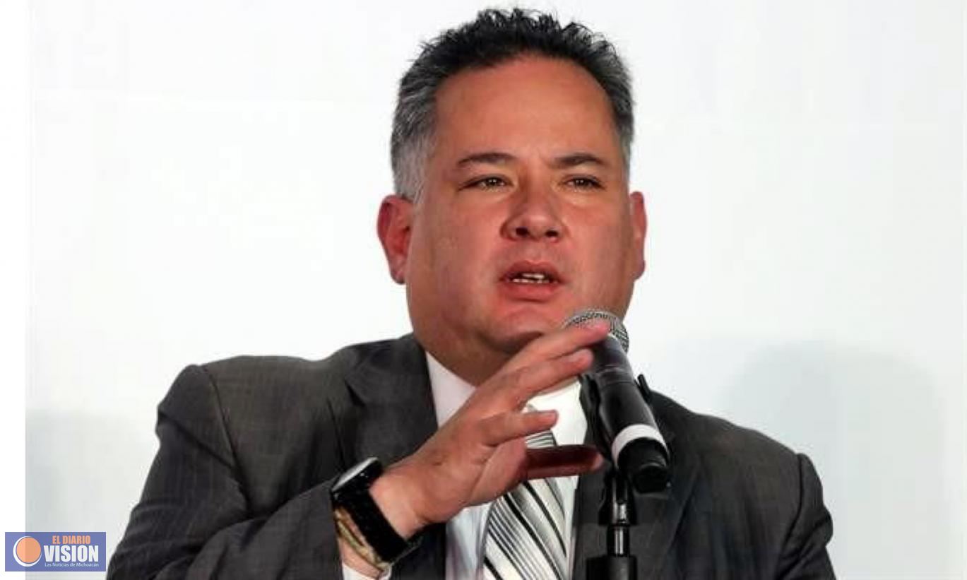 Santiago Nieto, fuera de la UIF tras escándalo por su lujosa boda